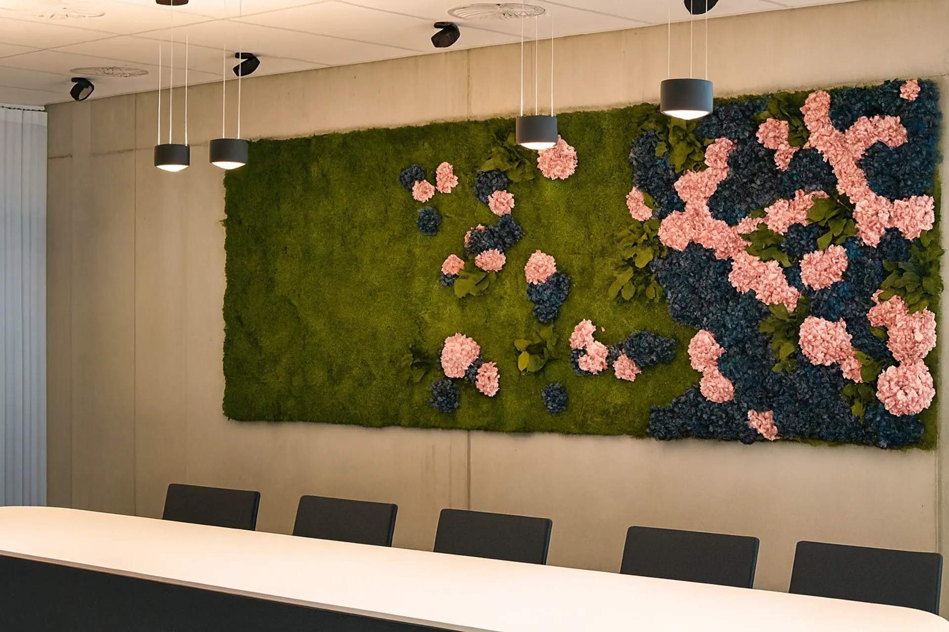 Mooswand Konferenzraum Büro Modern — Wandbegrünung von MOOSMOOS